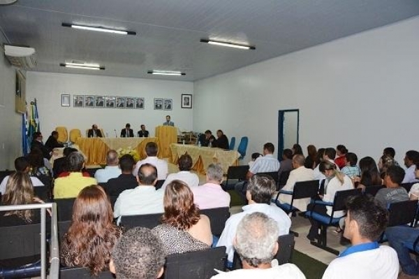 Solenidade marca a posse da nova mesa diretora da Câmara Municipal de Aripuanã