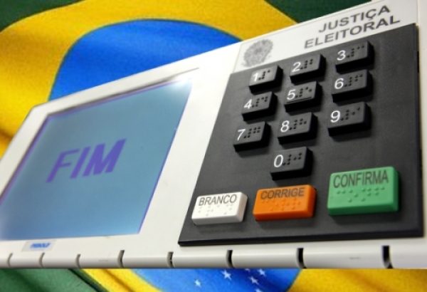 Nova lei reduz o limite de gastos nas campanhas eleitorais