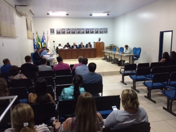 Câmara de Aripuanã realiza mais uma sessão ordinária
